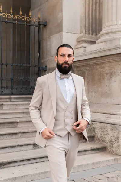 Wedding photoshoot in Salzburg by Loretta E