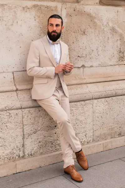 Wedding photoshoot in Salzburg by Loretta E