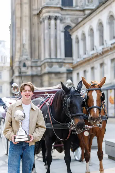Solo Portrait photoshoot in Vienna by Cathrin P