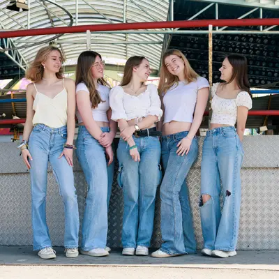 Friends Trip photoshoot in Vienna by Cathrin P