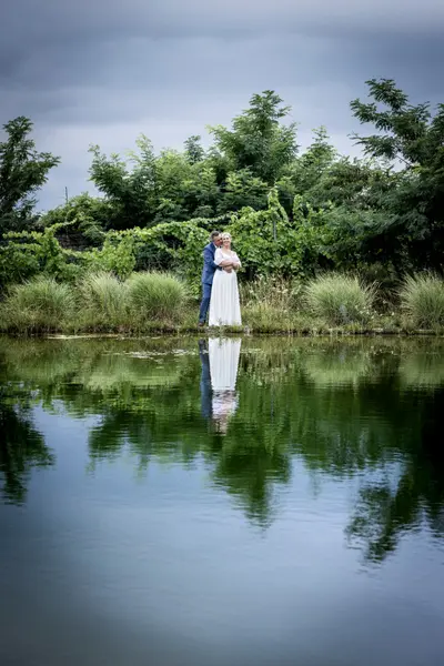 Wedding photoshoot in Vienna by Julia H