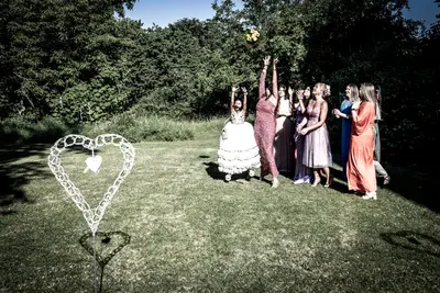 Wedding photoshoot in Vienna by Julia H