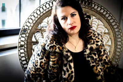 Solo Portrait photoshoot in Vienna by Julia H