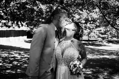 Wedding photoshoot in Vienna by Julia H