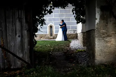 Wedding photoshoot in Vienna by Julia H