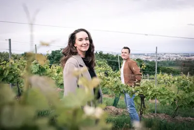 Couples photoshoot in Vienna by Julia H