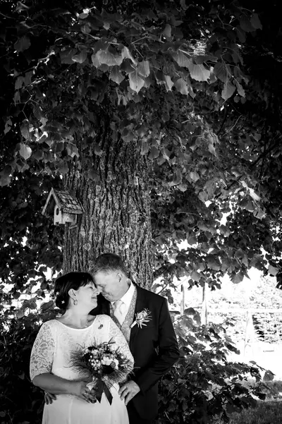 Wedding photoshoot in Vienna by Julia H