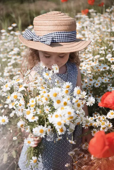 Kids Birthday photoshoot on the Neusiedler See by Rebecca F