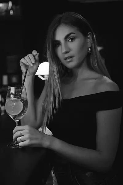 Solo Portrait photoshoot in Vienna by Ursula S