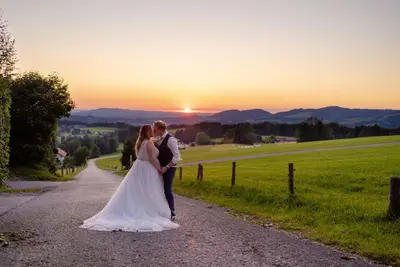 Wedding photoshoot in Salzburg by Jessica L