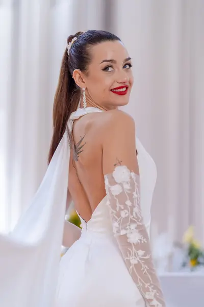 Wedding photoshoot by Jessica L