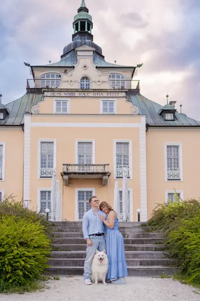 Couples photoshoot in Gmunden by Jessica L