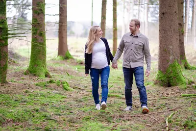 Maternity photoshoot in Salzburg by Jessica L