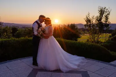Wedding photoshoot in Salzburg by Jessica L