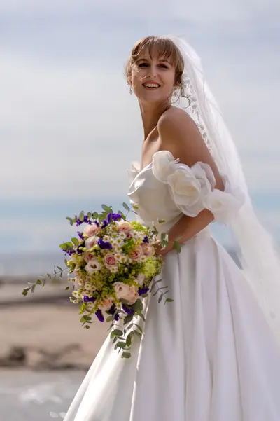 Wedding photoshoot by Jessica L