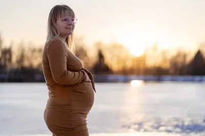 Maternity photoshoot by Jessica L