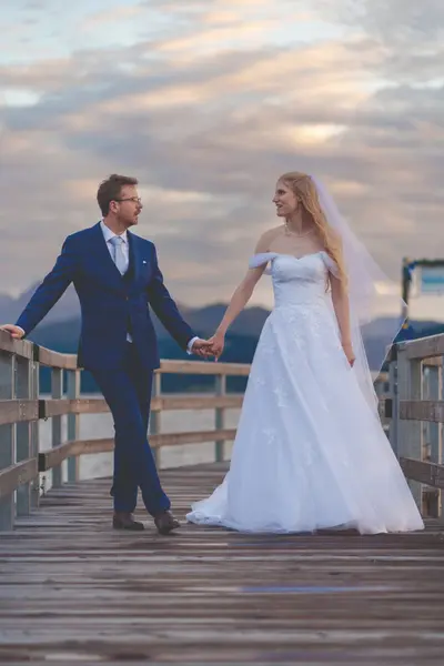 Wedding photoshoot by Jessica L
