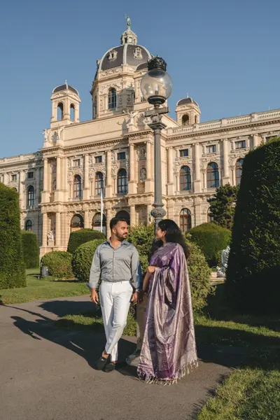 Couples photoshoot in Vienna by Ian P