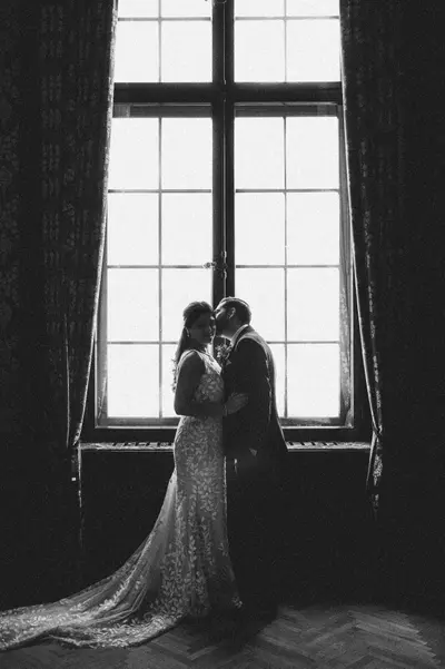 Wedding photoshoot in Vienna by Ian P
