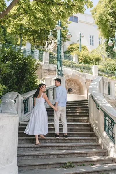 Couples photoshoot in Vienna by Ian P