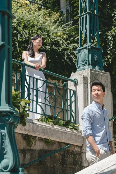 Couples photoshoot in Vienna by Ian P