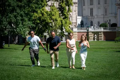 Family photoshoot in Vienna by Karla G