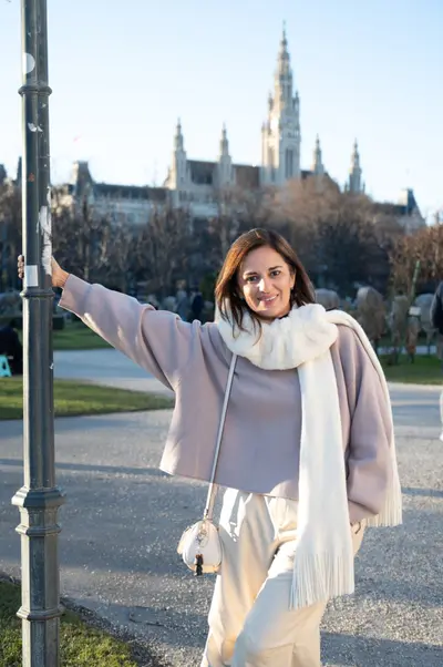 Solo Portrait photoshoot in Vienna by Karla G