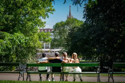Family photoshoot in Vienna by Karla G