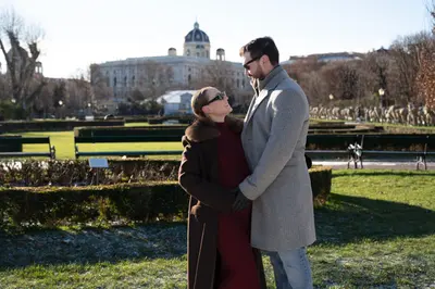 Maternity photoshoot in Vienna by Karla G
