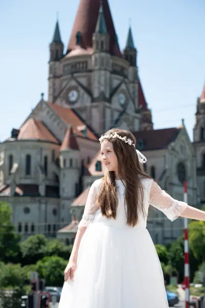 Solo Portrait photoshoot in Vienna by Karla G