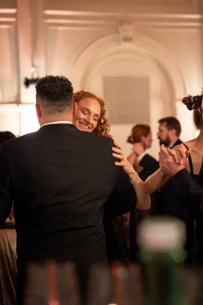 Wedding photoshoot in Vienna by Claudia G