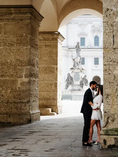 Elopement photoshoot in Salzburg by Alisa P