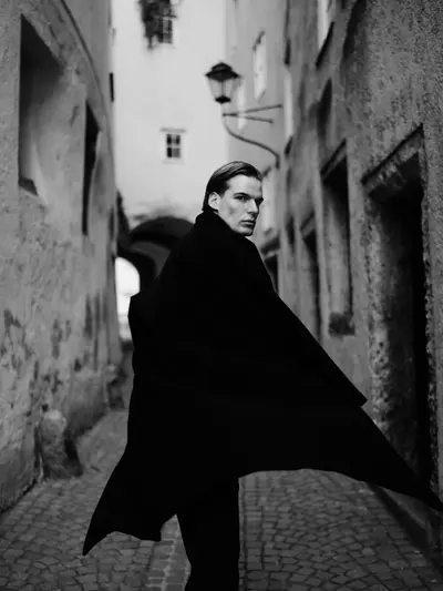 Solo Portrait photoshoot in Salzburg by Alisa P