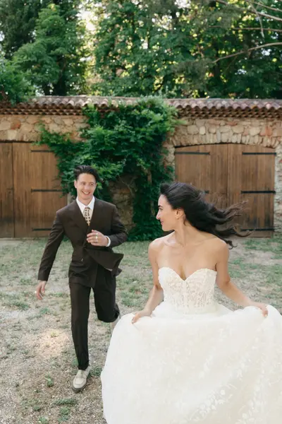 Wedding photoshoot by Dani H