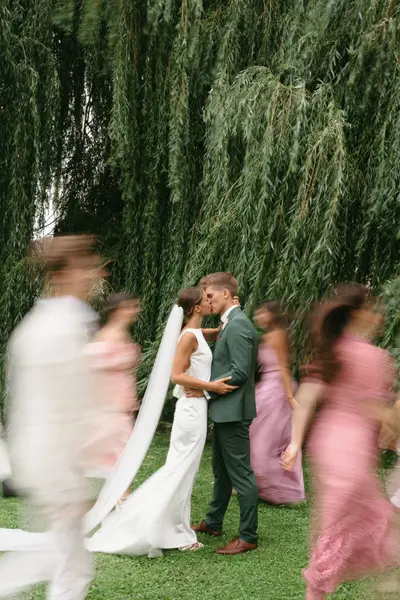 Wedding photoshoot by Dani H