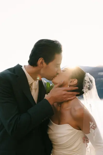 Wedding photoshoot by Dani H